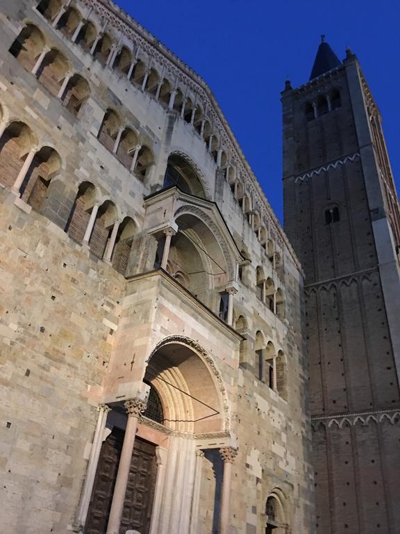 Appartamento Il Tenore D'Oro Centralissimo Parma Esterno foto