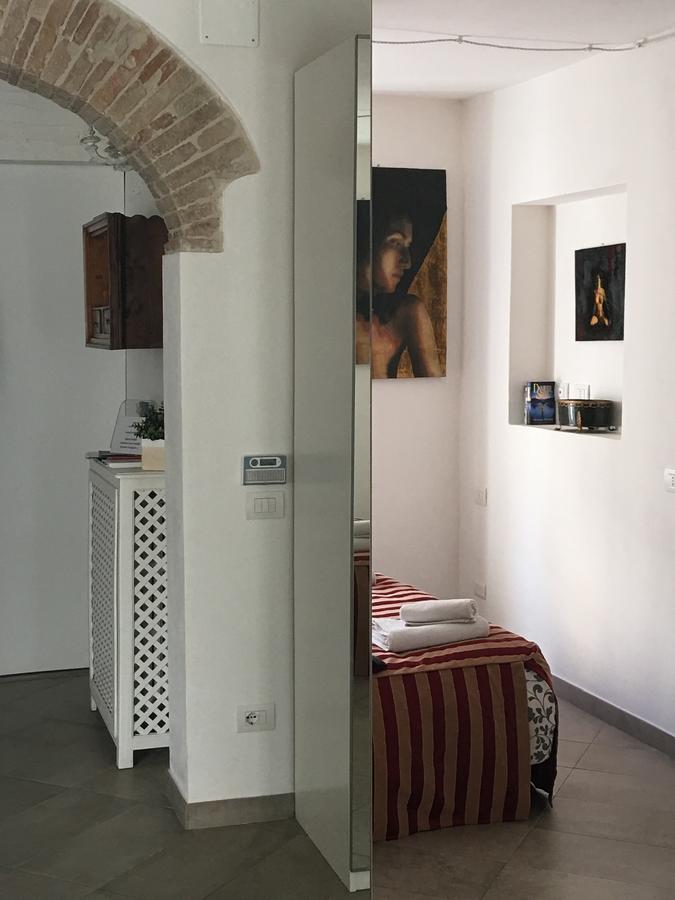 Appartamento Il Tenore D'Oro Centralissimo Parma Esterno foto